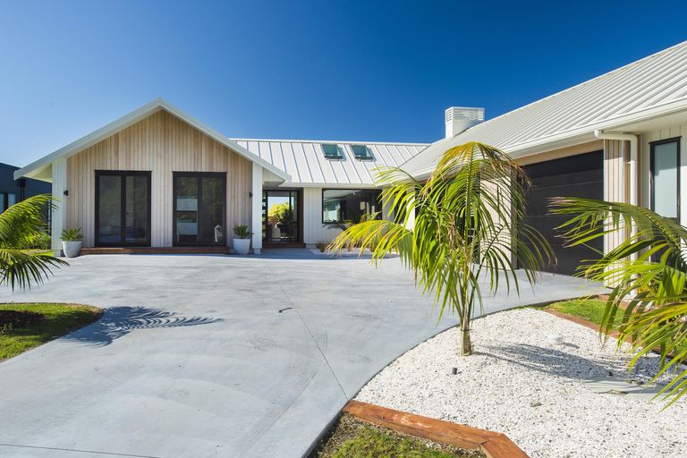 Photo of property in 13 Beach Cove, Wainui, Gisborne, 4010