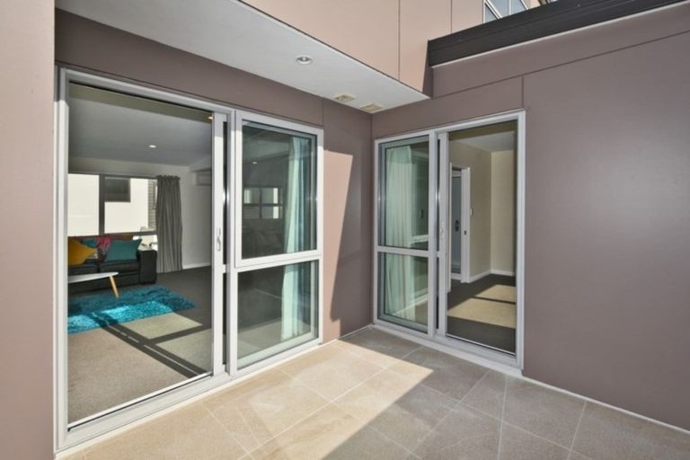 Photo of property in 8 Broadbent Street, Riccarton, Christchurch, 8041