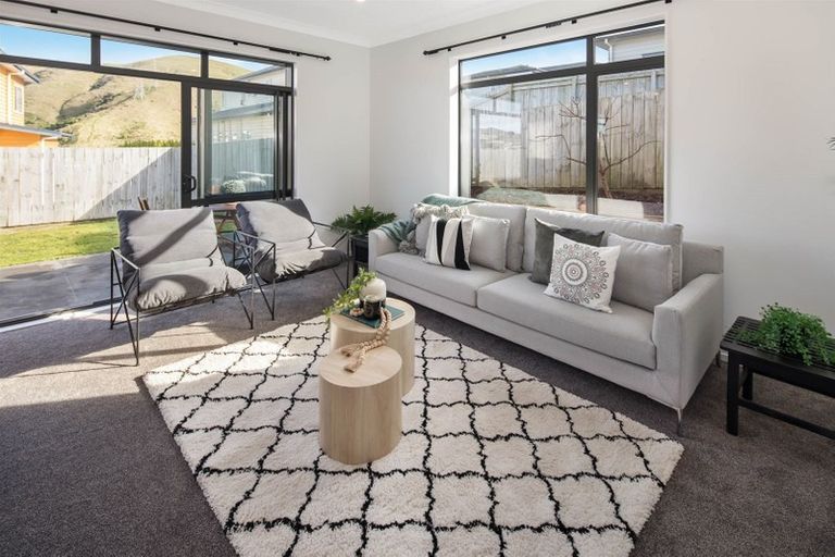 Photo of property in 32 Mauldeth Terrace, Churton Park, Wellington, 6037