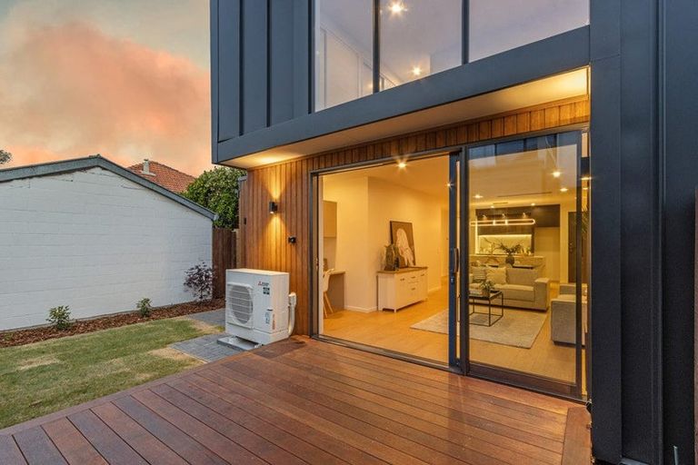 Photo of property in 3/74 Caledonian Road, St Albans, Christchurch, 8014