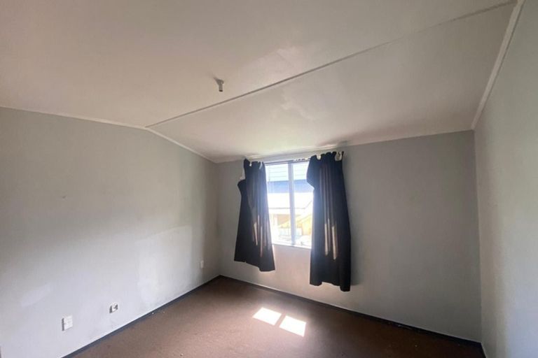 Photo of property in 198 Solar Road, Glen Eden, Auckland, 0602