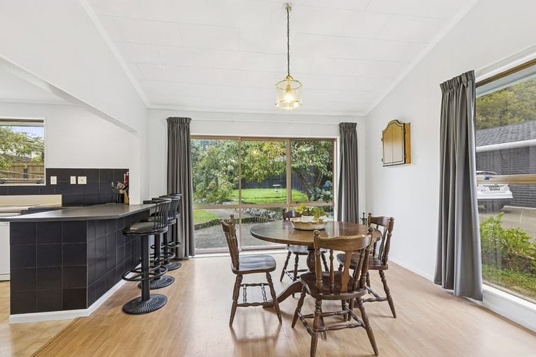 Photo of property in 14 Balliol Drive, Tawa, Wellington, 5028