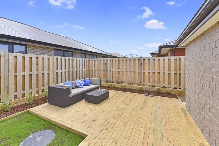 Photo of property in 24 Tawhiti Road, Pukekohe, 2120