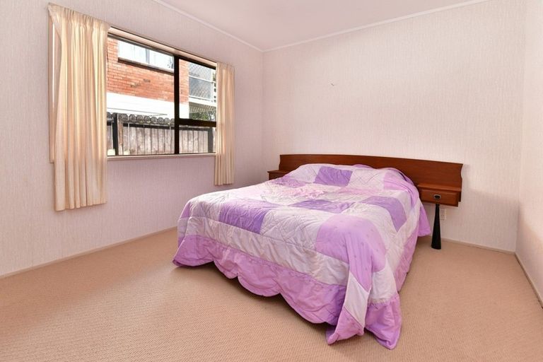 Photo of property in 19 Lillian Place, Orewa, 0931