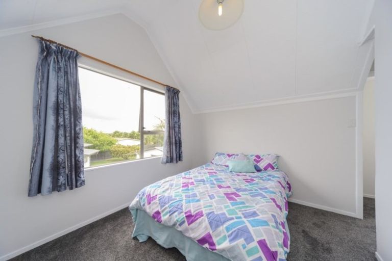 Photo of property in 89 Benmore Avenue, Cloverlea, Palmerston North, 4412