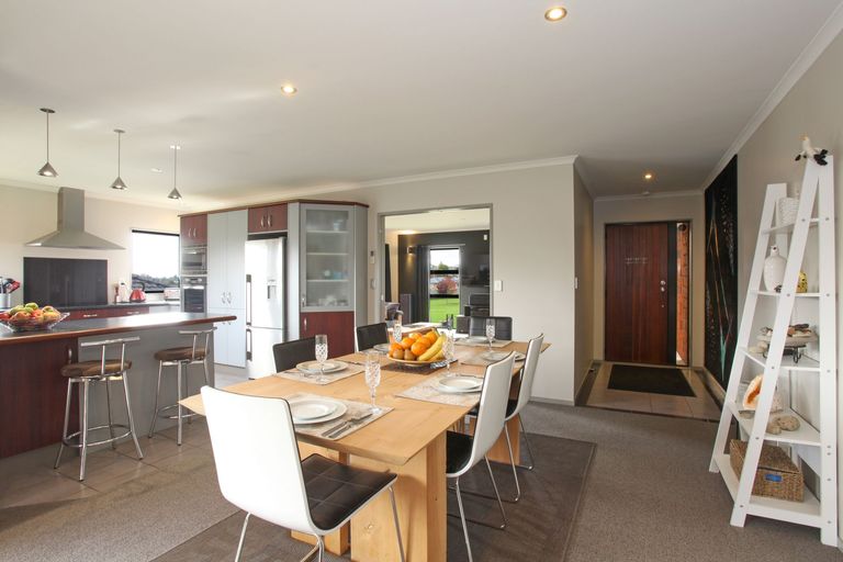 Photo of property in 59 Twickenham Place, Nawton, Hamilton, 3200