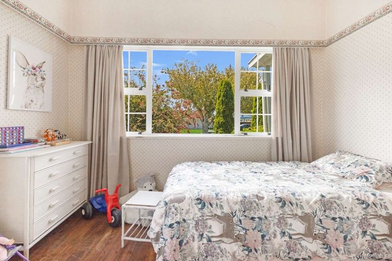 Photo of property in 21 Portia Street, Stratford, 4332