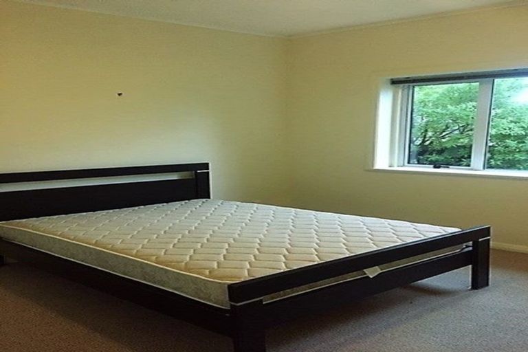 Photo of property in 89 Cambridge Terrace, Waterloo, Lower Hutt, 5011