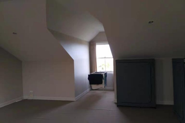 Photo of property in 28 Leneford Drive, East Tamaki, Auckland, 2013