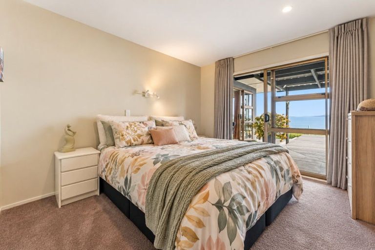 Photo of property in 6 Durness Place, Red Beach, 0932