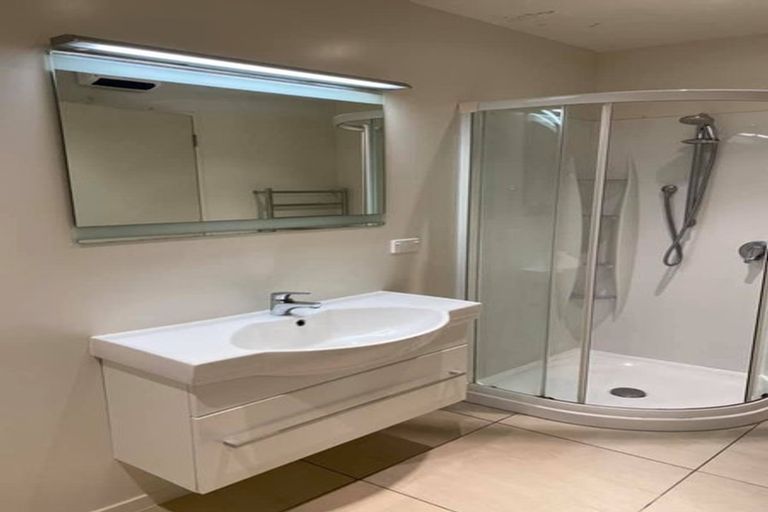 Photo of property in 22 The Anchorage, Whitby, Porirua, 5024