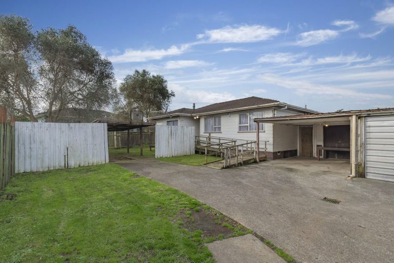 Photo of property in 12b Poutini Place, Manurewa, Auckland, 2102