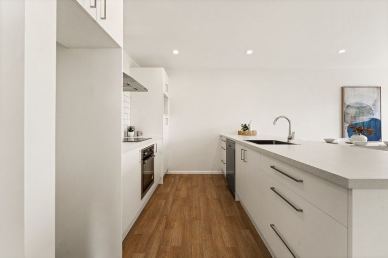 Photo of property in 100 Hagart-alexander Drive, Mosgiel, 9024