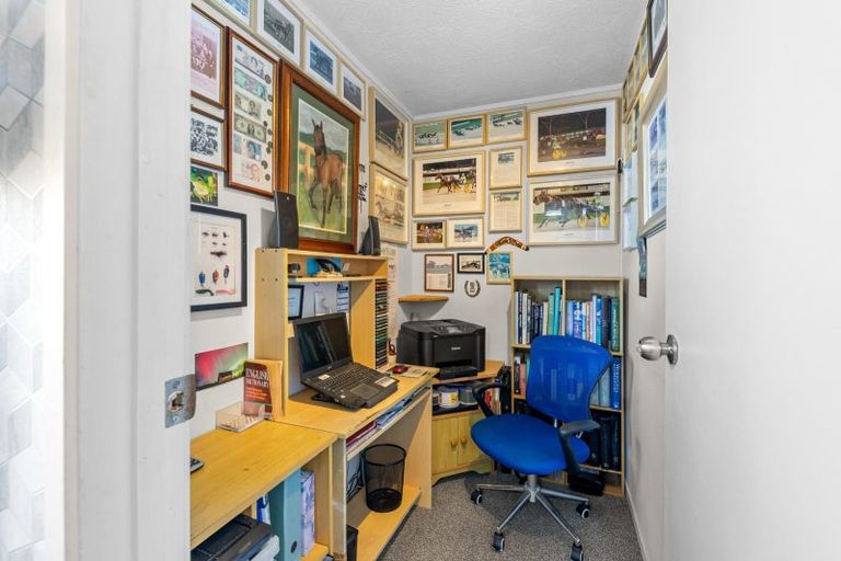 Photo of property in 19a Litchfield Place, Clarks Beach, 2122