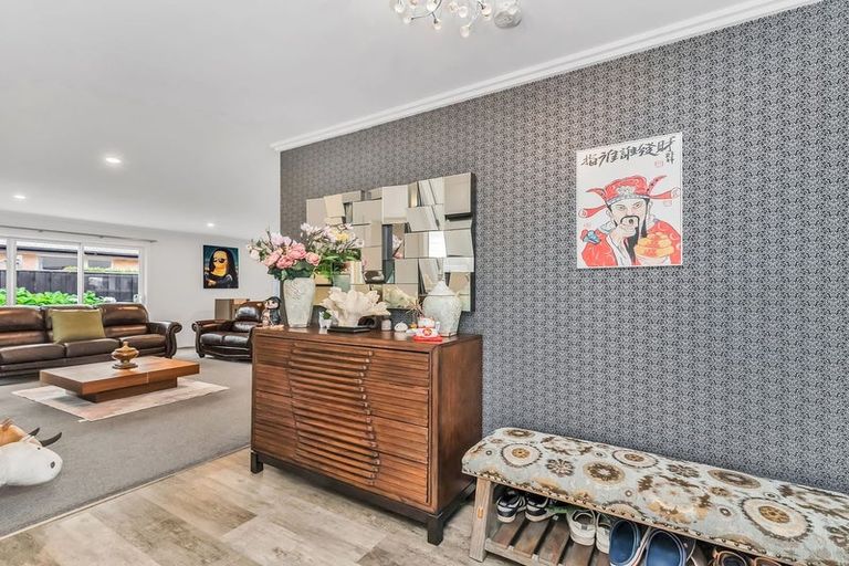 Photo of property in 2 Highworth Crescent, Rolleston, 7615