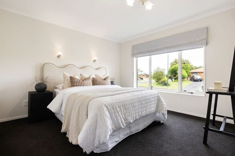 Photo of property in 2 Maahutaupeke Place, St Andrews, Hamilton, 3200