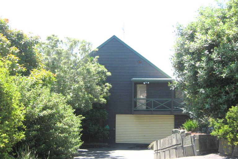 Photo of property in 4 Woodside Common, Westmorland, Christchurch, 8025