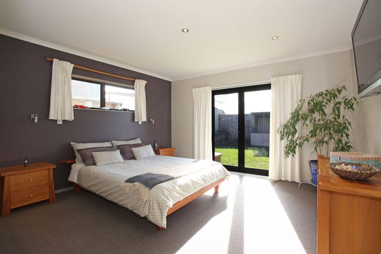 Photo of property in 59 Twickenham Place, Nawton, Hamilton, 3200