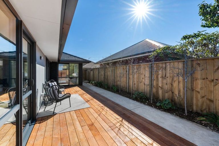 Photo of property in 11 Magnolia Drive, Springlands, Blenheim, 7201