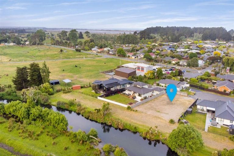 Photo of property in 6 Riverside Lane, Spencerville, Christchurch, 8083