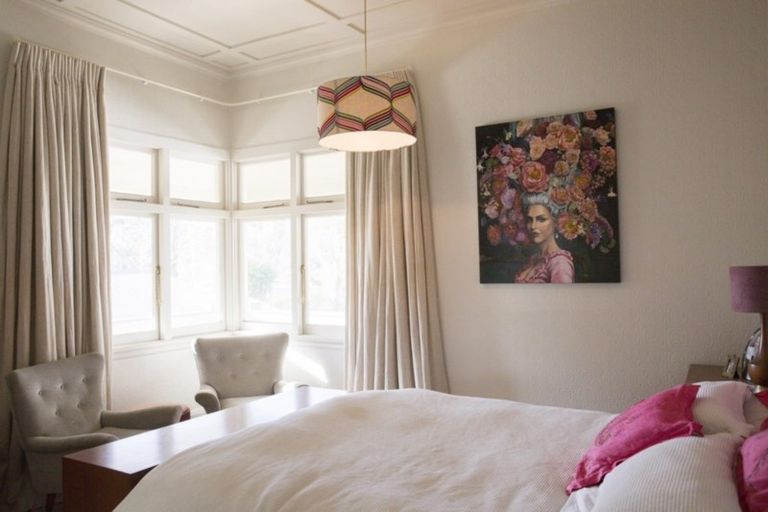 Photo of property in 45 Napier Terrace, Hospital Hill, Napier, 4110