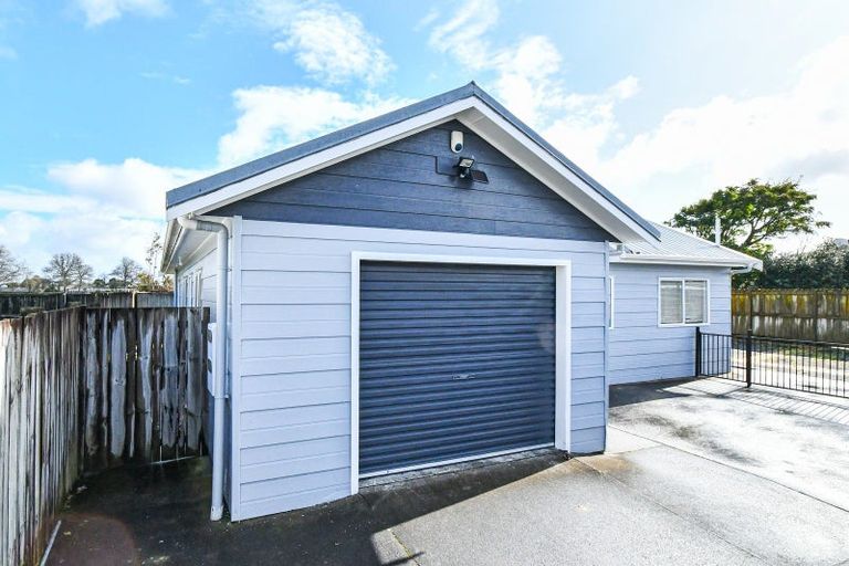 Photo of property in 2/30 Sturdee Road, Manurewa, Auckland, 2102