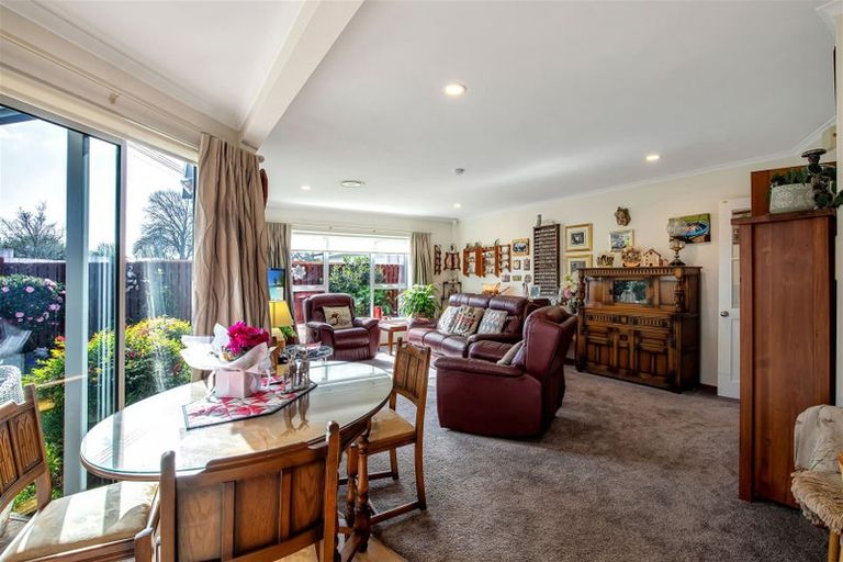 Photo of property in 3/56 Merrin Street, Avonhead, Christchurch, 8042