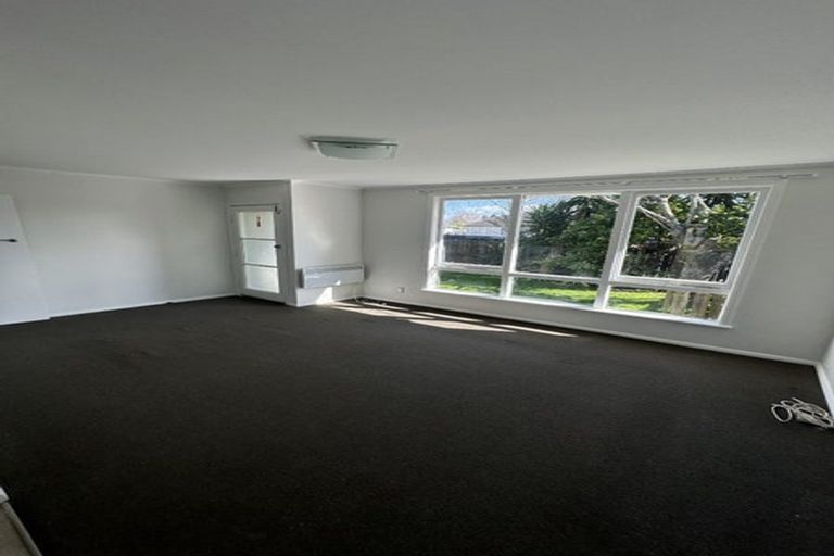 Photo of property in 10 Montgomery Crescent, Bader, Hamilton, 3206