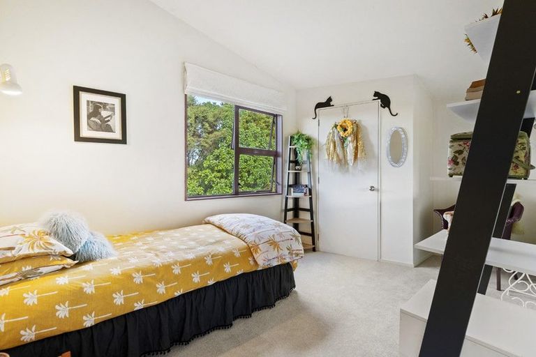 Photo of property in 417 Paremoremo Road, Paremoremo, Auckland, 0632