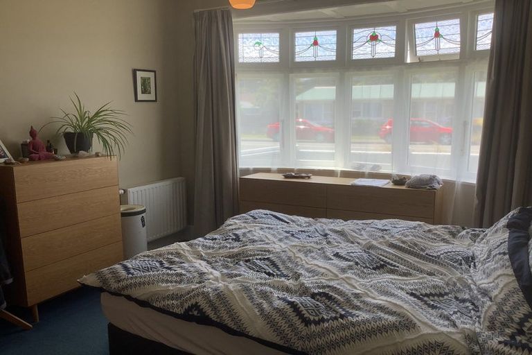 Photo of property in 1 Tennyson Street, Petone, Lower Hutt, 5012