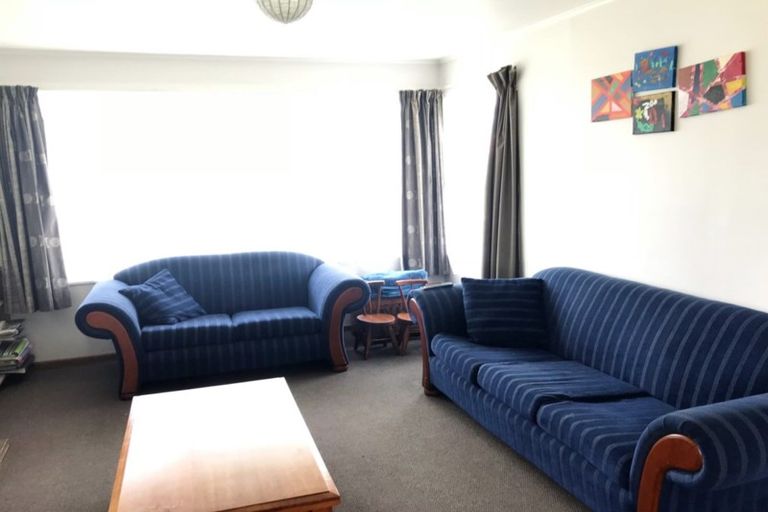 Photo of property in 19 Tairere Crescent, Rosehill, Papakura, 2113