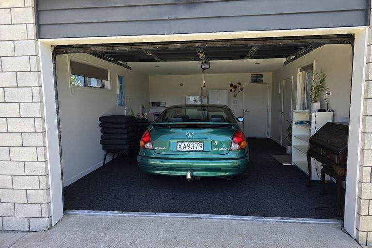 Photo of property in 4 Spinifex Street, Papamoa Beach, Papamoa, 3118