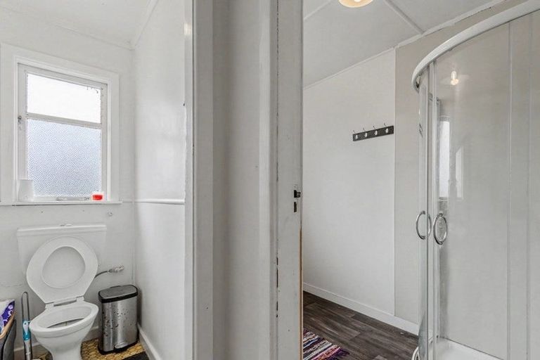 Photo of property in 17 Potaka Street, Marton, 4710