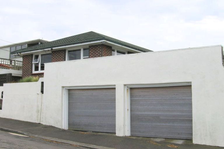 Photo of property in 40 High Street, Island Bay, Wellington, 6023