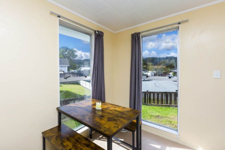 Photo of property in 23 Blueberry Grove, Timberlea, Upper Hutt, 5018