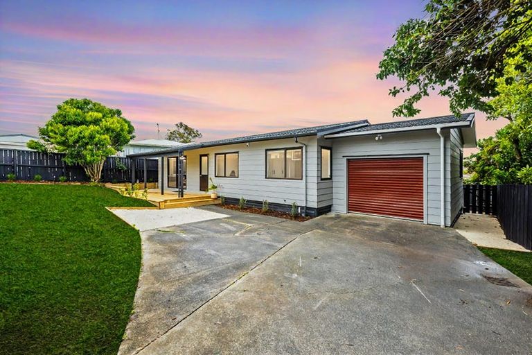 Photo of property in 2/55 Alfriston Road, Manurewa East, Auckland, 2102