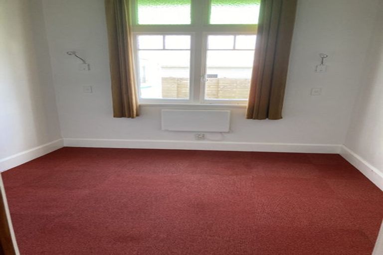 Photo of property in 6 Hurworth Place, College Estate, Whanganui, 4500