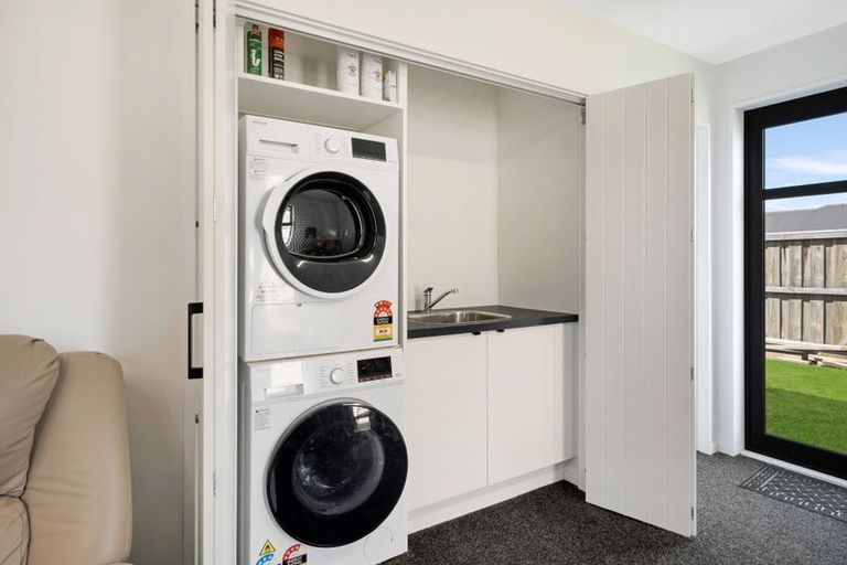 Photo of property in 5b Greenwood Place, Amberley, 7410