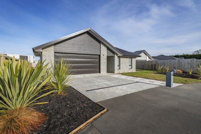 Photo of property in 24 Cherry Avenue, Darfield, 7510