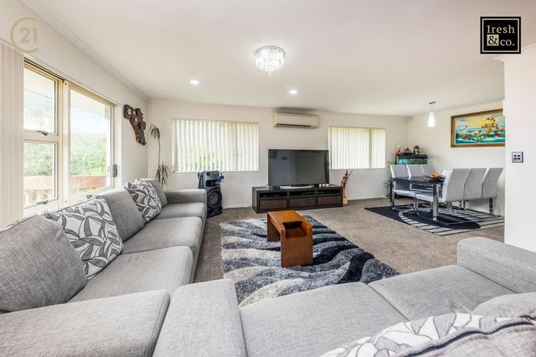 Photo of property in 22a Lizzie Lane, Clover Park, Auckland, 2019