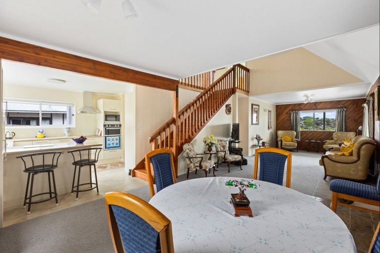 Photo of property in 83 Stillwater Crescent, Stillwater, Silverdale, 0993