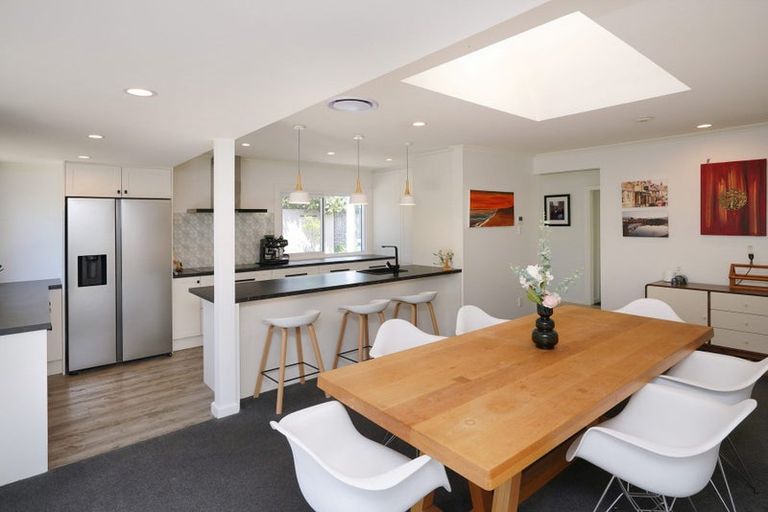 Photo of property in 17 Joyce Crescent, Ilam, Christchurch, 8041