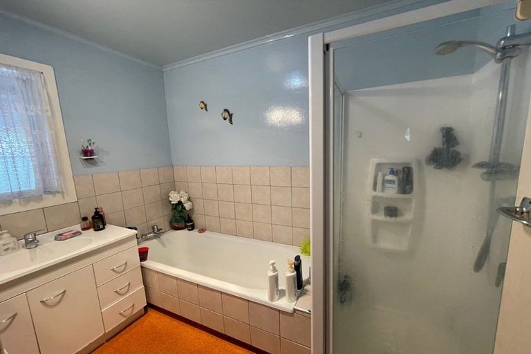 Photo of property in 7 Mccullough Avenue, Papatoetoe, Auckland, 2025