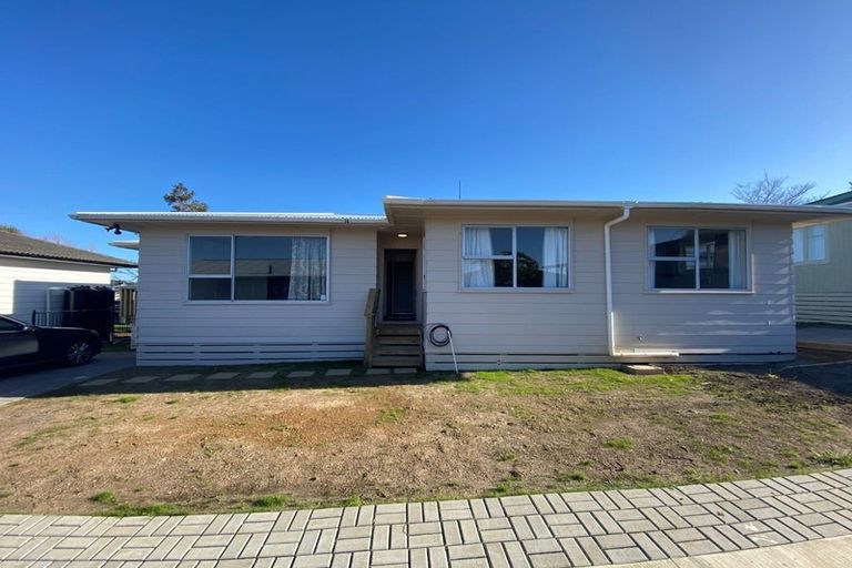 Photo of property in 9 Surrey Street, Manurewa, Auckland, 2102