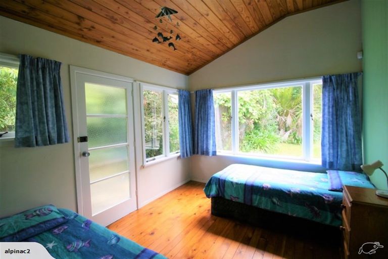 Photo of property in 39 Baddeleys Beach Road, Tawharanui Peninsula, Warkworth, 0986