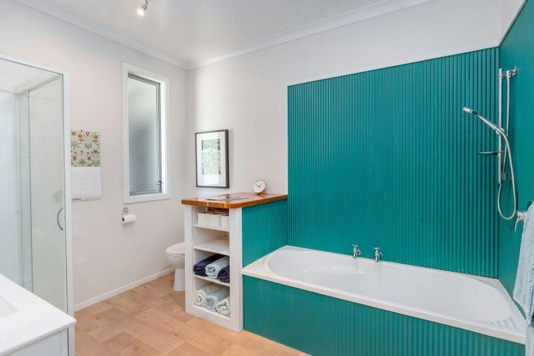 Photo of property in 180 Underhill Road, Woodside, Greytown, 5794