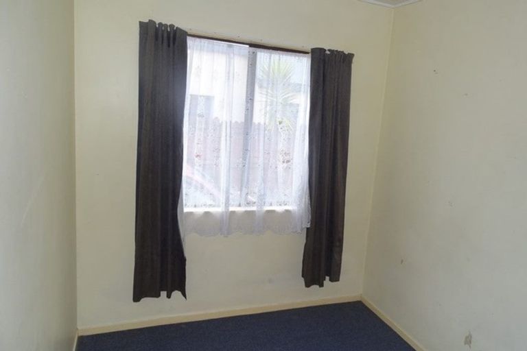 Photo of property in 2/14 Martin Road, Manurewa, Auckland, 2102
