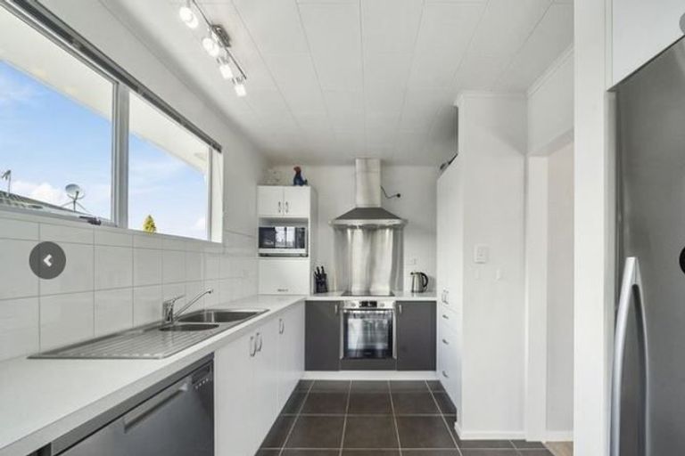 Photo of property in 55 Eatwell Avenue, Paraparaumu Beach, Paraparaumu, 5032