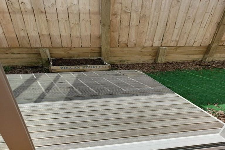 Photo of property in 2/1 June Place, Hamilton East, Hamilton, 3216