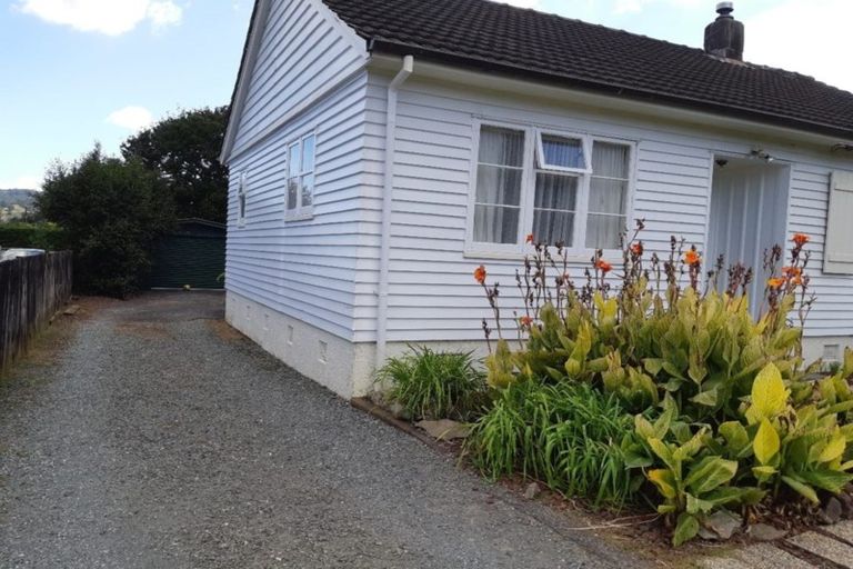 Photo of property in 33 Cairnfield Road, Kensington, Whangarei, 0112